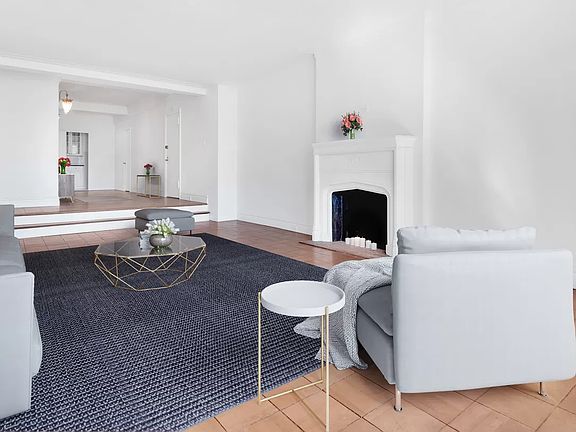 3rd image of 25 Central Park W APT 10J