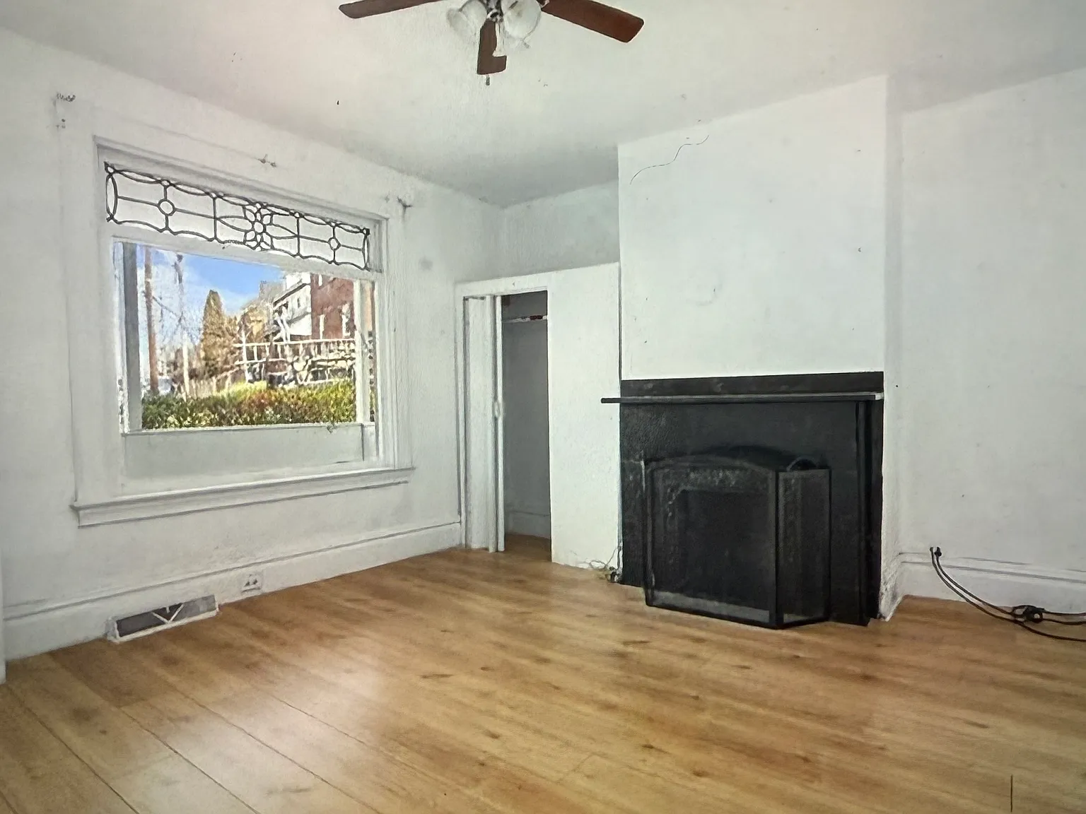 4 bed, 1413 sqft, $2,000 — Photo 4