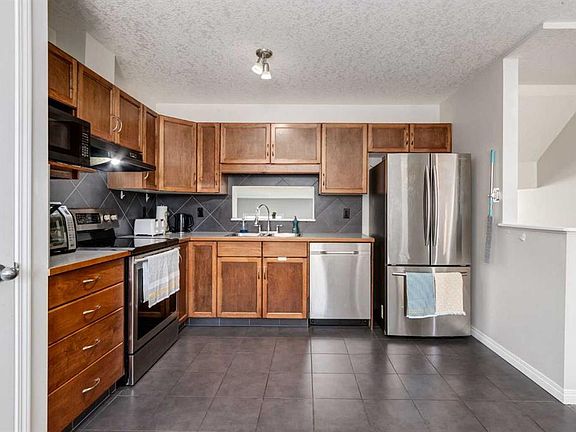 3rd image of 55 S Copperfield Ct SE