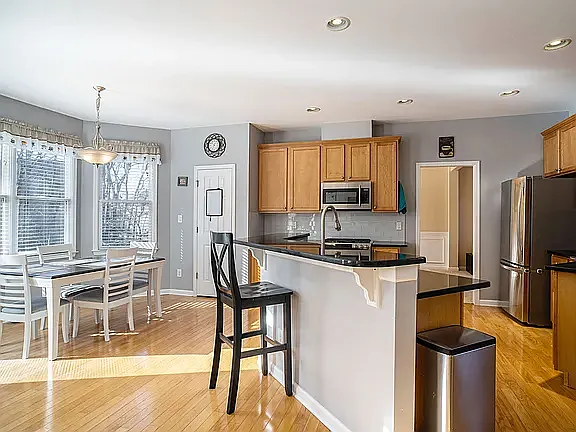 3758 Southland Dr — Photo 15