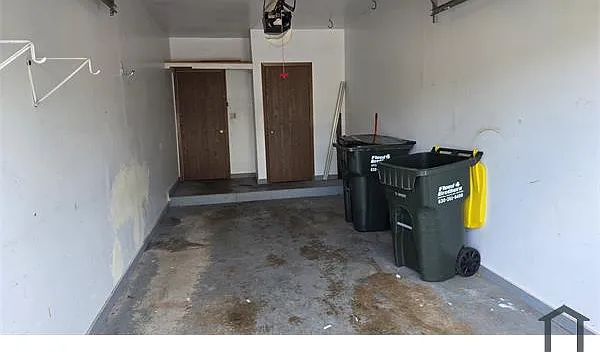 871 Cross Creek Ct #D — Photo 17