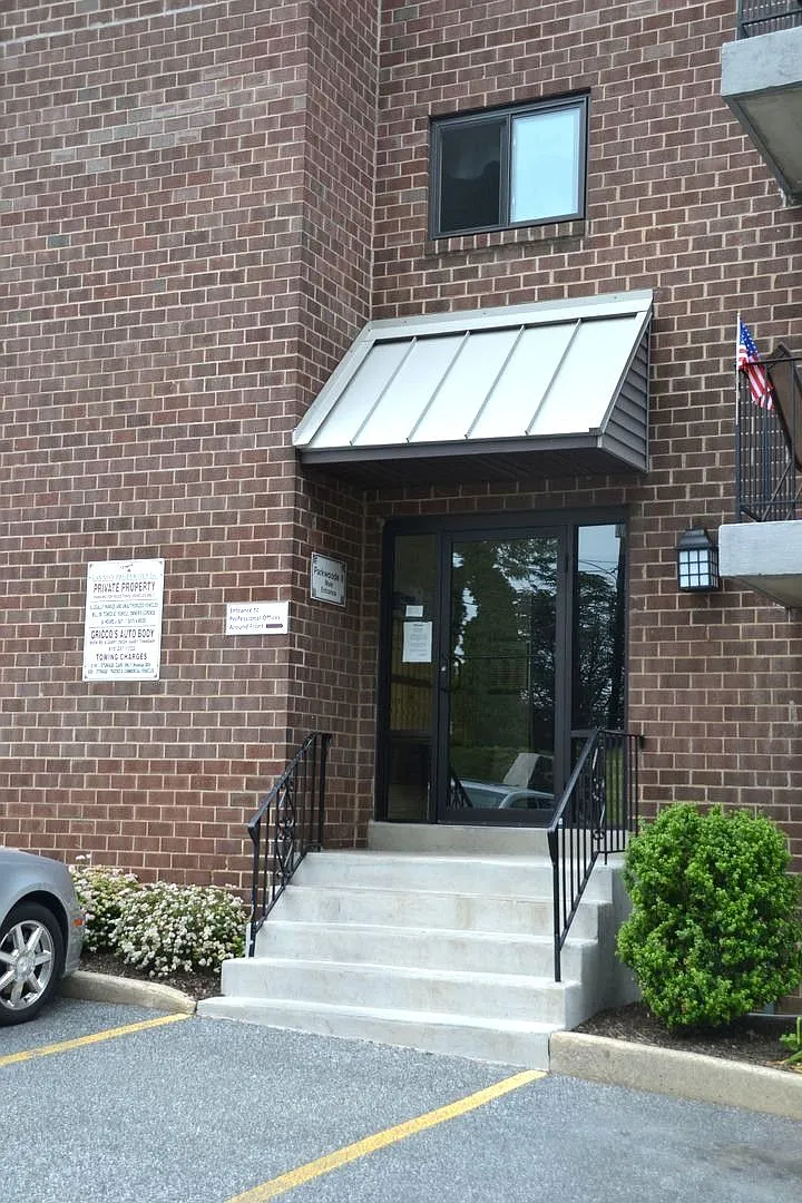 Parkwoode II — Photo 1