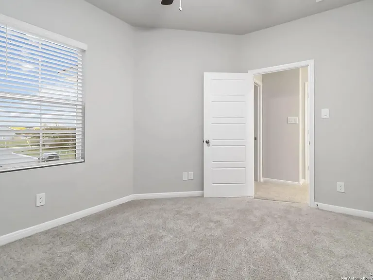 8335 Runner Rdg #102 — Photo 12