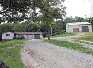 11488 W State Highway 8, Potosi, MO 63664