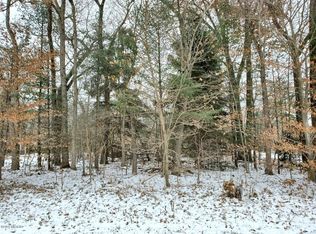 1030 Willshire Dr, Muskegon, MI 49445