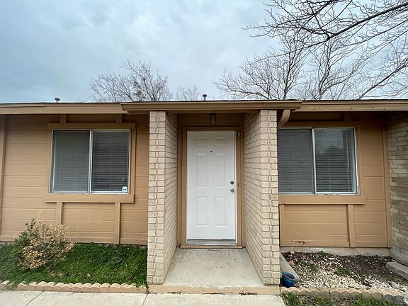 2nd image of 2206 Silverway Dr #C