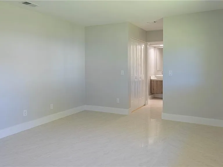 5740 36th Pl — Photo 22