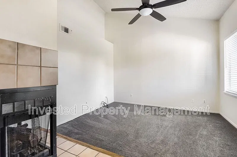 2 bed, 2.0 bath, 1175 sqft, $1,850 — Photo 2