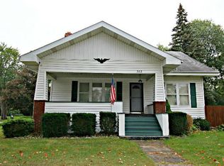 303 Emily St, Flushing, MI 48433