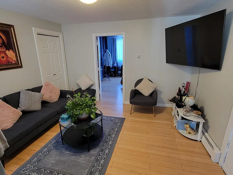 247 Bennington St #1 — Photo 9