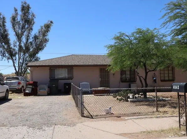4042 E 32nd St, Tucson, AZ 85711