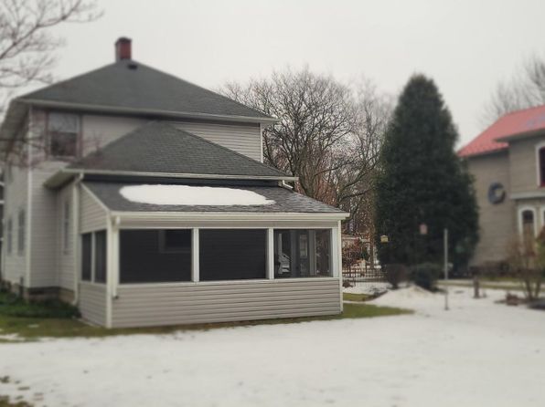 124 Myrtle St, Girard, PA 16417