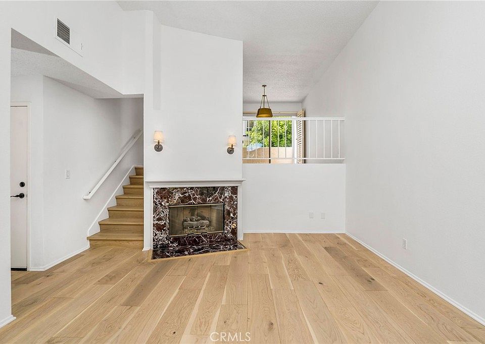 1st image of 5455 Sylmar Ave APT 1903