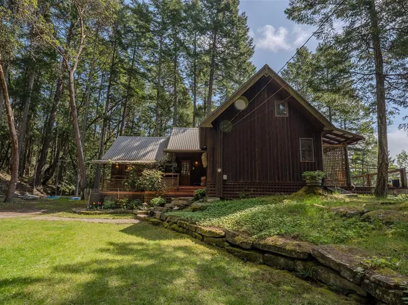 231 Halibut Hill Rd, Mudge Island, BC V0R 1X6