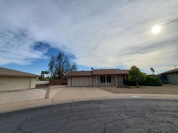 3rd image of 11402 N 98th Dr