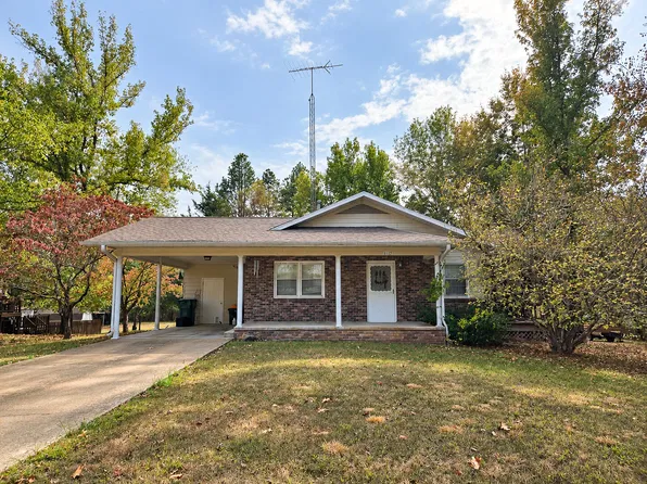 1117 Davis Street, Cabool, MO 65689