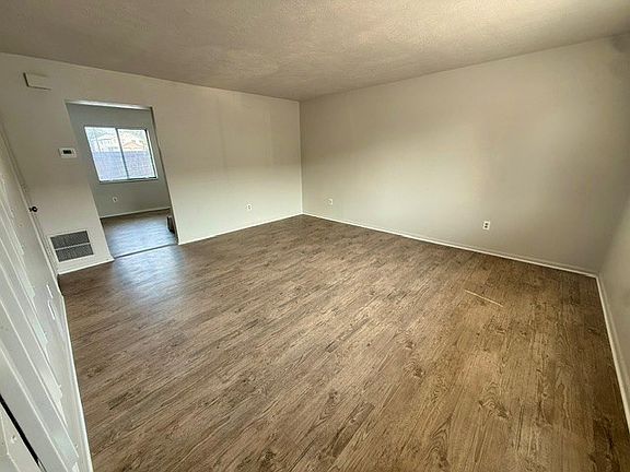 5th image of 10945 W 44th Ave