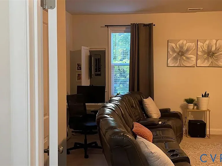 10518 Seneca Falls Pl — Photo 20