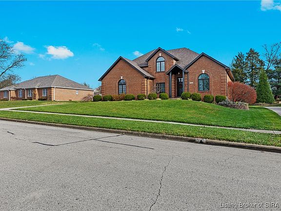 3rd image of 2419 Plum Woods Drive