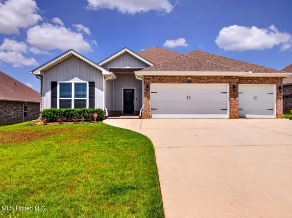 15159 Windmill Ridge Pkwy, Diberville, MS 39540