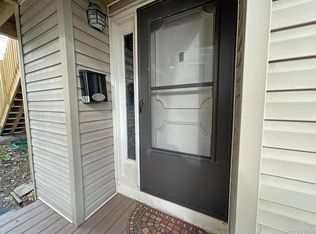 26 Hillside Ter APT F, White Plains, NY