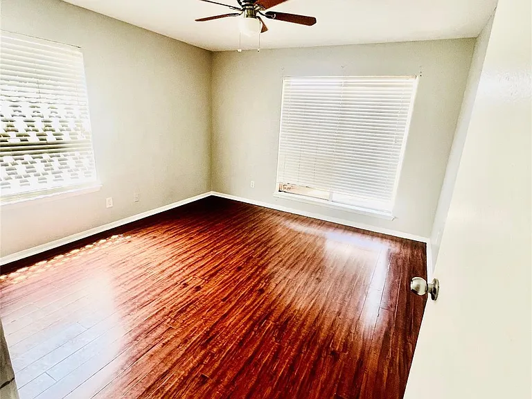 10202 Forum Park Dr #261 — Photo 10
