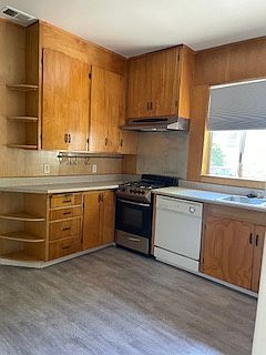 4th image of 137 King St