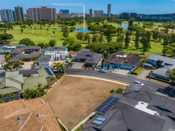 1483 Ala Hahanui St, Honolulu, HI 96818