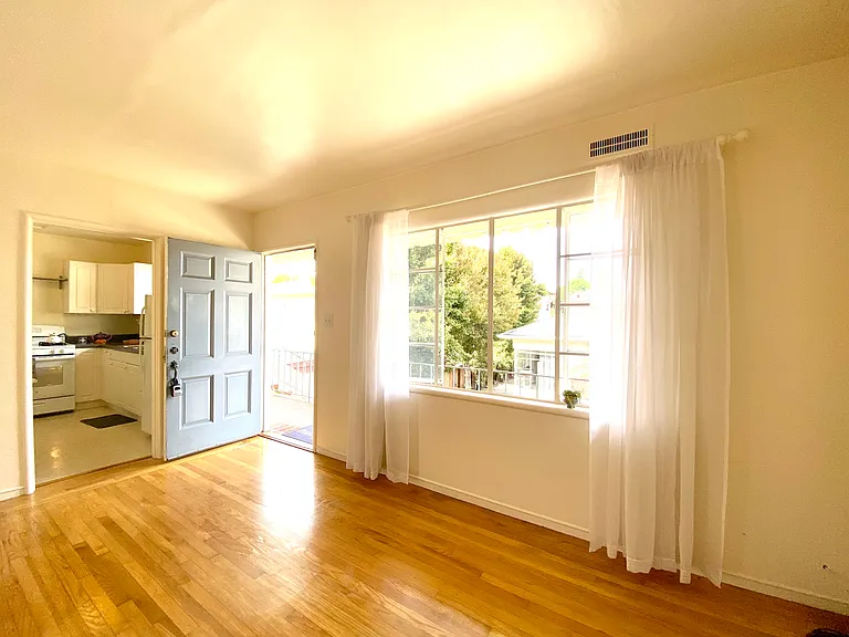 Entry into Living Room