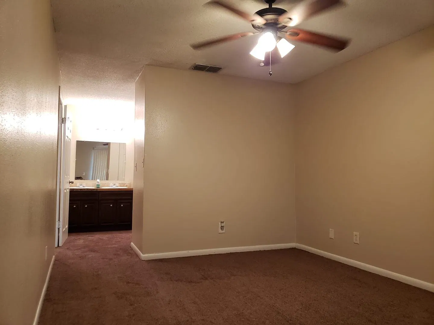 177 Rebecca Lane — Photo 3