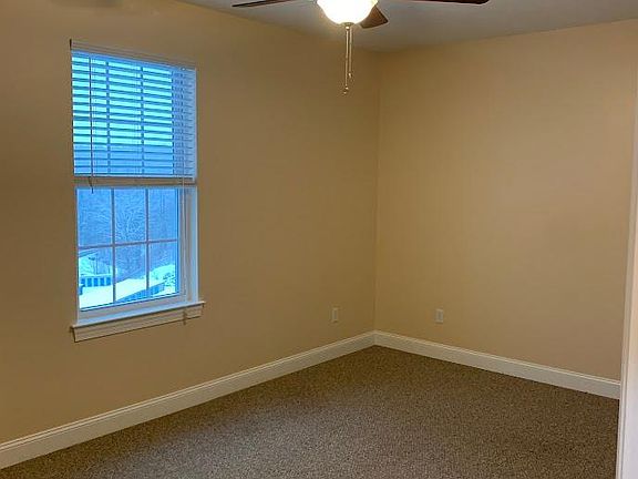 3rd image of 2302 W Canyon Dr