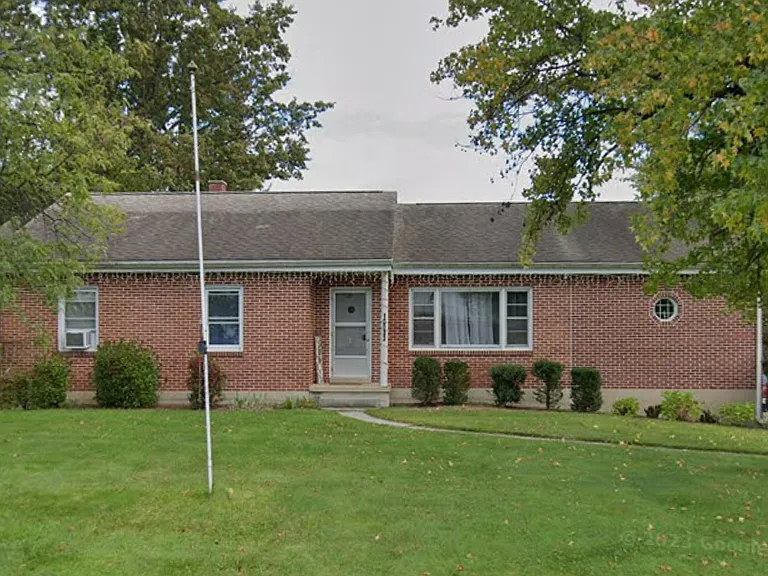 10033 Jonestown Rd — Photo 44