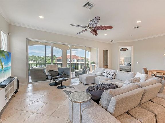3rd image of 5035 Blauvelt Way APT 201
