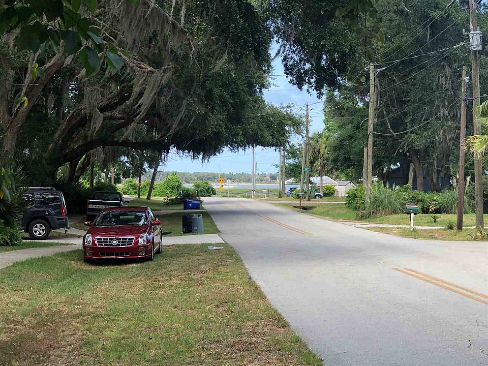2nd image of 703 Saint Augustine South Dr
