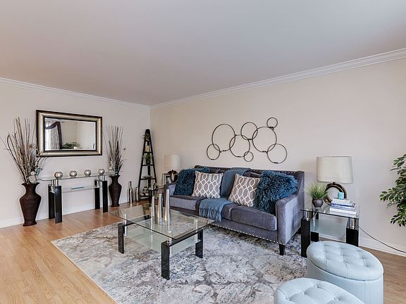 4th image of 2297 Canteen Cir