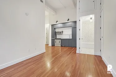Rented by REZI