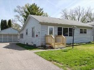 37273 N Lake Shore Dr, Lake Villa, IL 60046