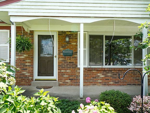 3rd image of 10667 Willfleet Dr