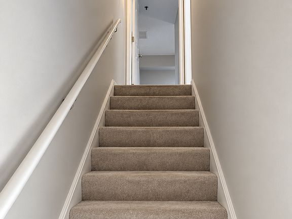 5th image of 270 E Highland Ave APT 442