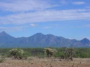 802 E Canyon Rock Rd, Sahuarita, AZ 85614