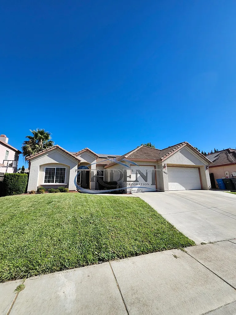1903 Inez Ct photo 1
