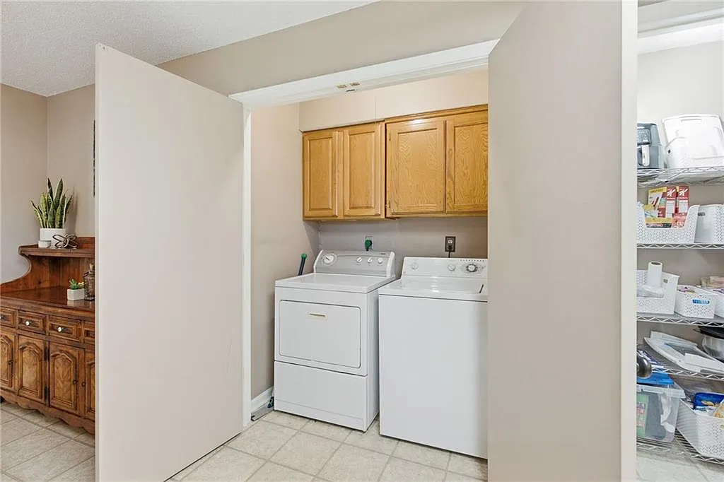 3 bed, 1505 sqft, $2,495 — Photo 1