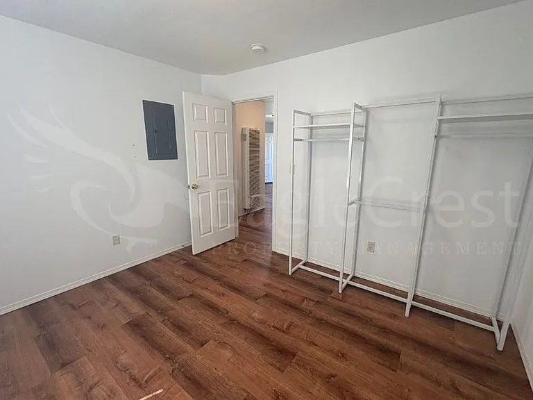 706 S College Ave — Photo 11