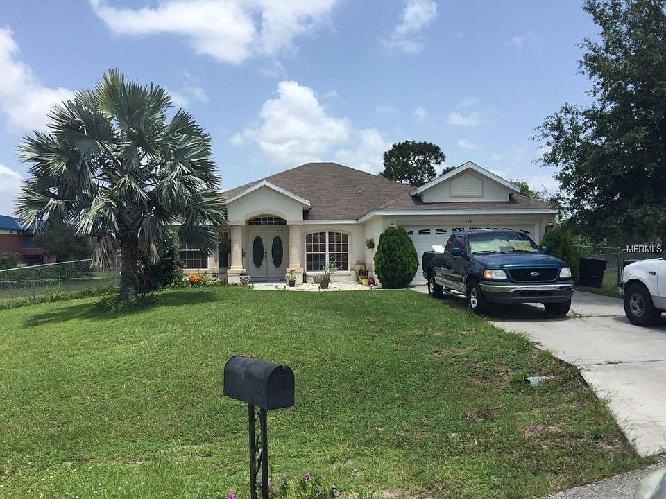 1st image of 507 Myakka Pl