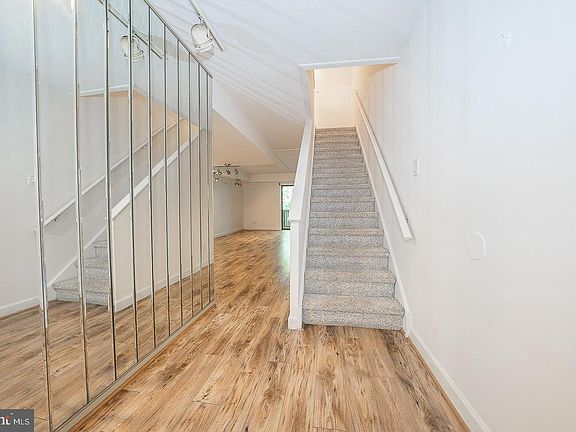 3rd image of 253 Shawmont Ave #-10h5