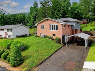 304 Baughman St, Westernport, MD 21562