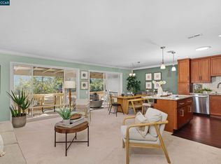 2157 Golden Rain Rd APT 7, Walnut Creek, CA 94595