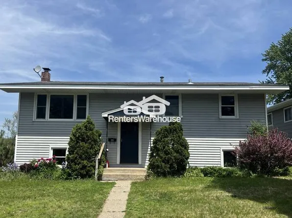585 Cottage Ave W, Saint Paul, MN 55117
