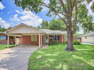 2010 Brimberry St, Houston, TX 77018