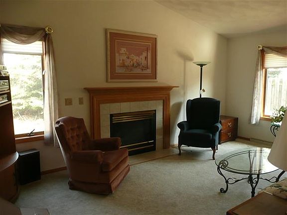 2nd image of 22 Village Homes Dr #22